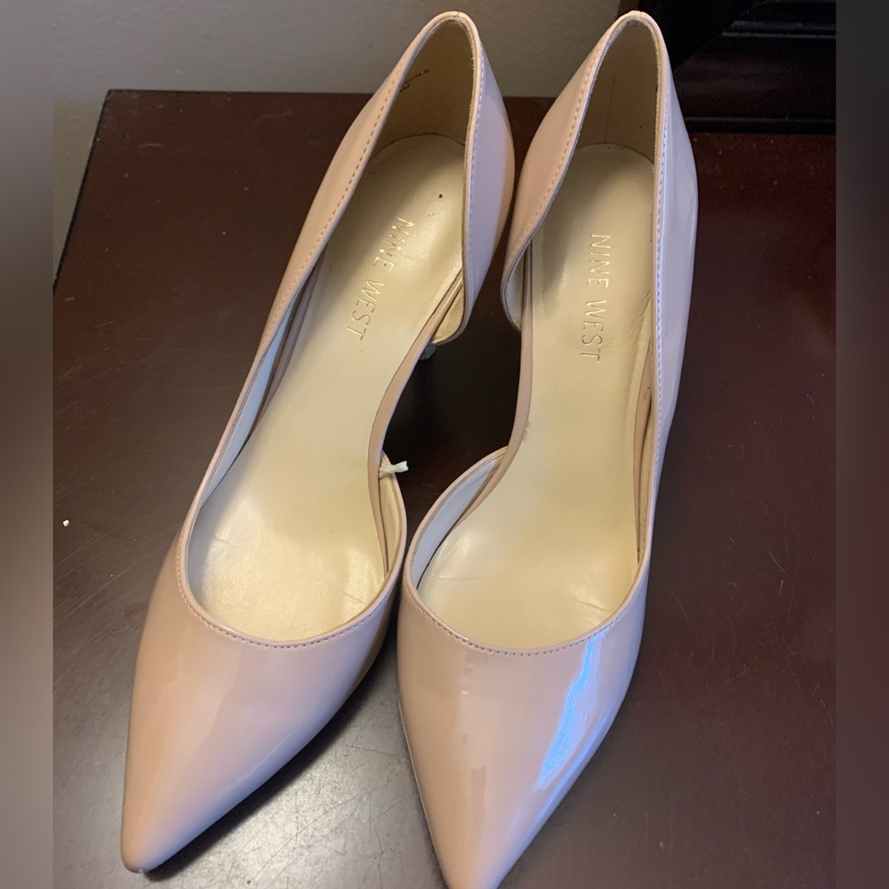 West nine size 6 heels.